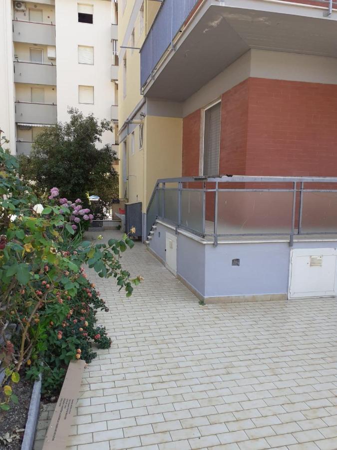 Casa Blu Apartment Follonica Bagian luar foto