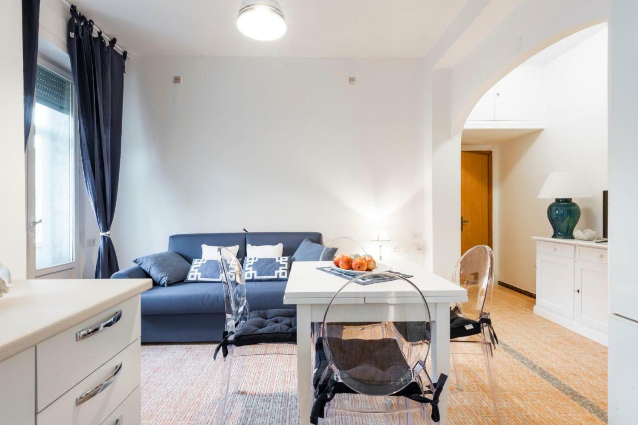 Casa Blu Apartment Follonica Bagian luar foto